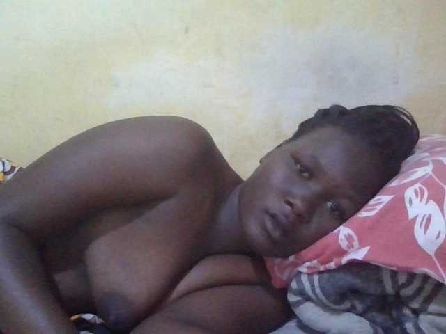 ebony-vannilah live cam on BongaCams