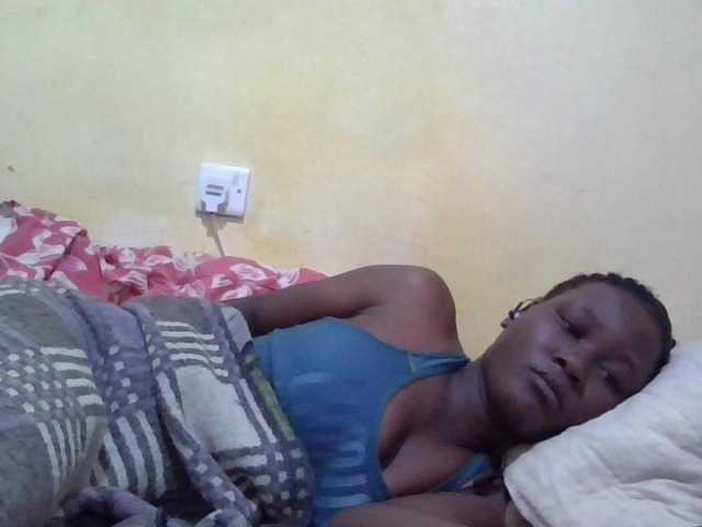 ebony-vannilah Live Cam and Statistics on UnifiedCams