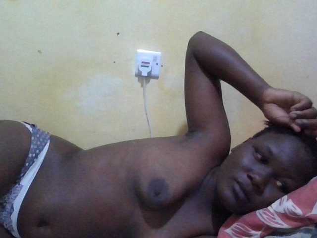 ebony-vannilah live cam on BongaCams