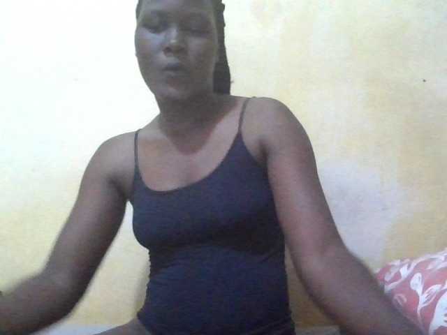 ebony-vannilah live cam on BongaCams