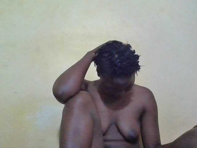 ebony-vannilah live cam on BongaCams