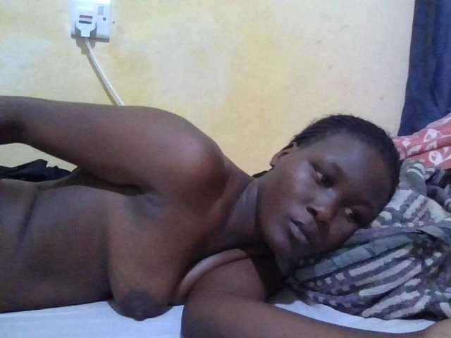 ebony-vannilah live cam on BongaCams