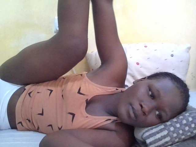 ebony-vannilah live cam on BongaCams