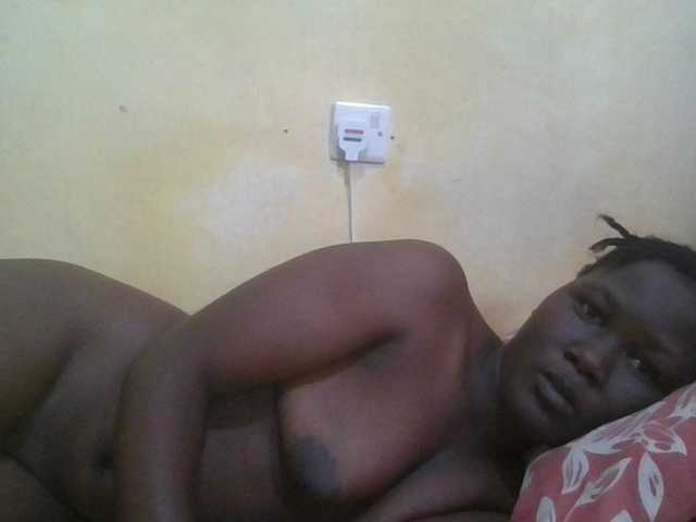 ebony-vannilah live cam on BongaCams