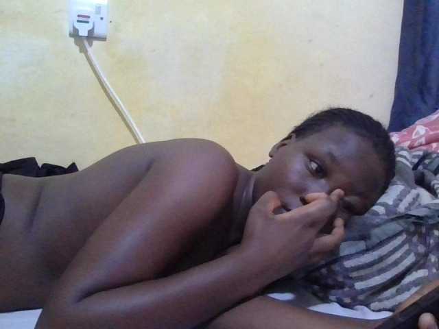 ebony-vannilah live cam on BongaCams