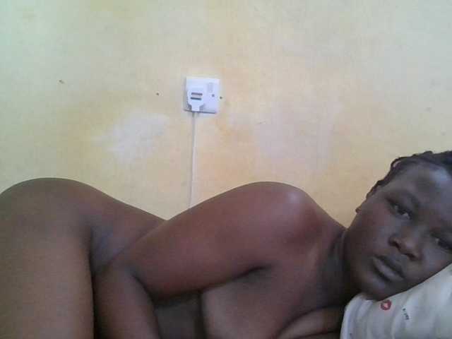 ebony-vannilah live cam on BongaCams