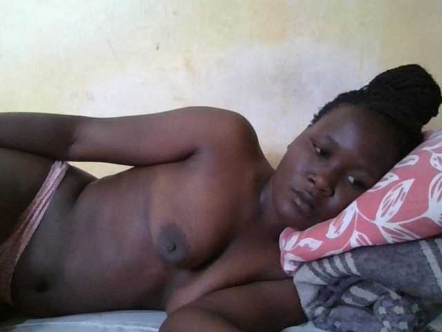 ebony-vannilah live cam on BongaCams