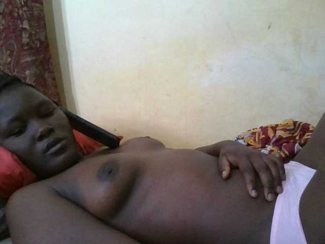 ebony-vannilah live cam on BongaCams