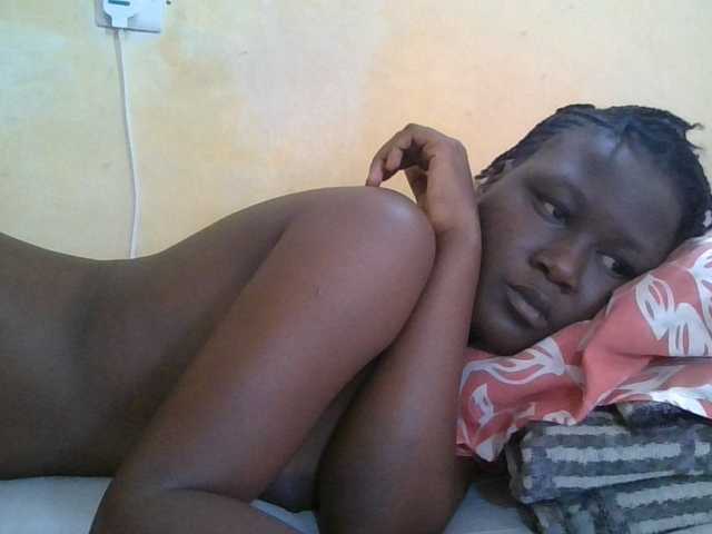 ebony-vannilah live cam on BongaCams