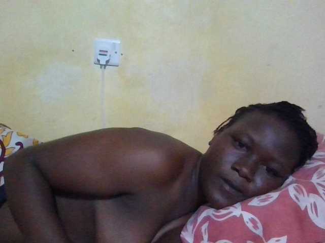 ebony-vannilah live cam on BongaCams