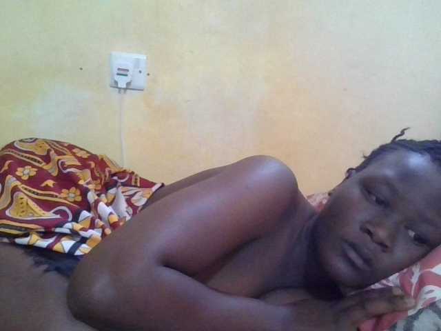 ebony-vannilah live cam on BongaCams