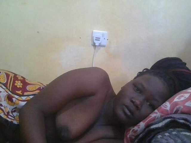 ebony-vannilah live cam on BongaCams