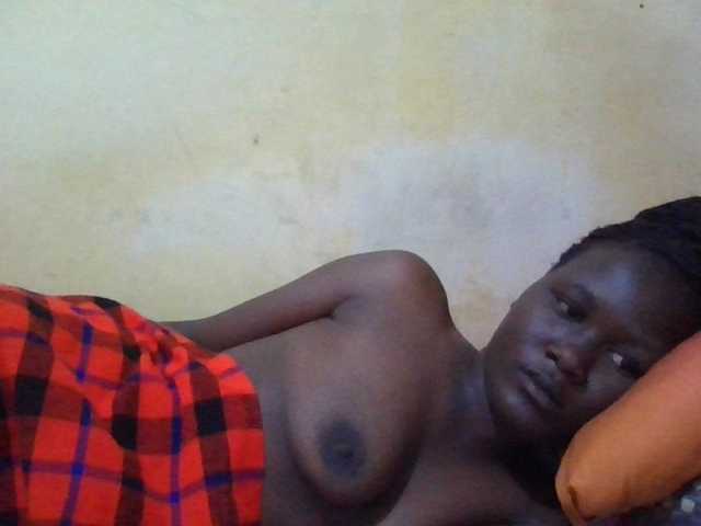 ebony-vannilah live cam on BongaCams