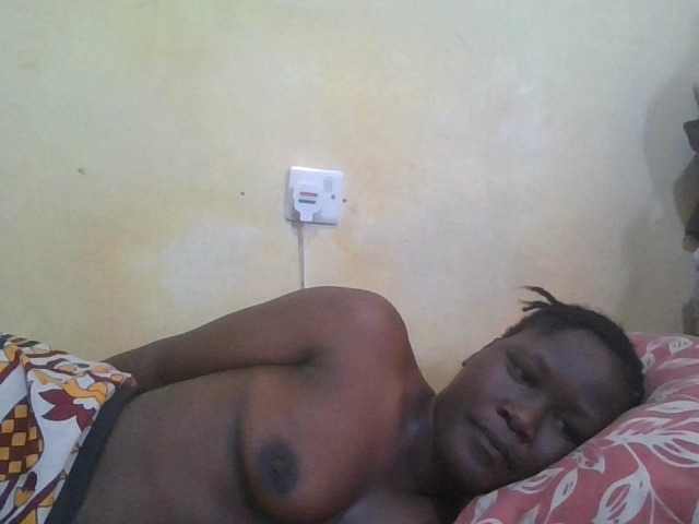 ebony-vannilah live cam on BongaCams