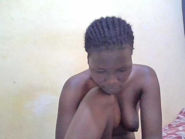 ebony-vannilah live cam on BongaCams