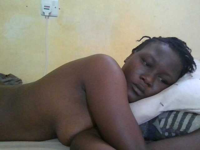 ebony-vannilah live cam on BongaCams