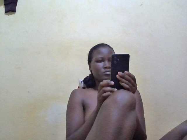 ebony-vannilah live cam on BongaCams