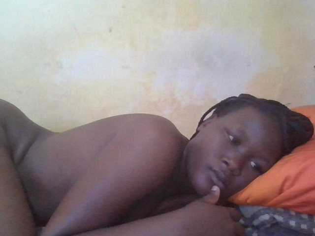 ebony-vannilah live cam on BongaCams