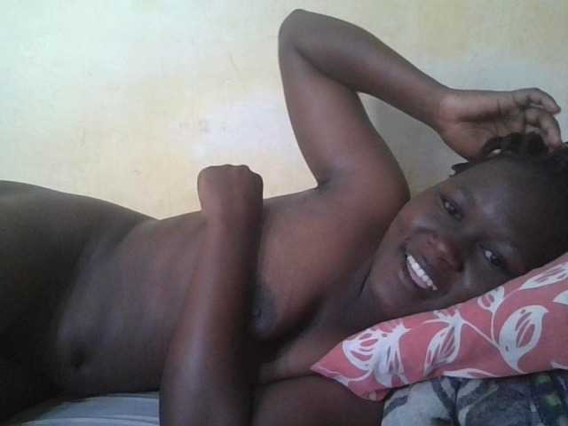 ebony-vannilah live cam on BongaCams