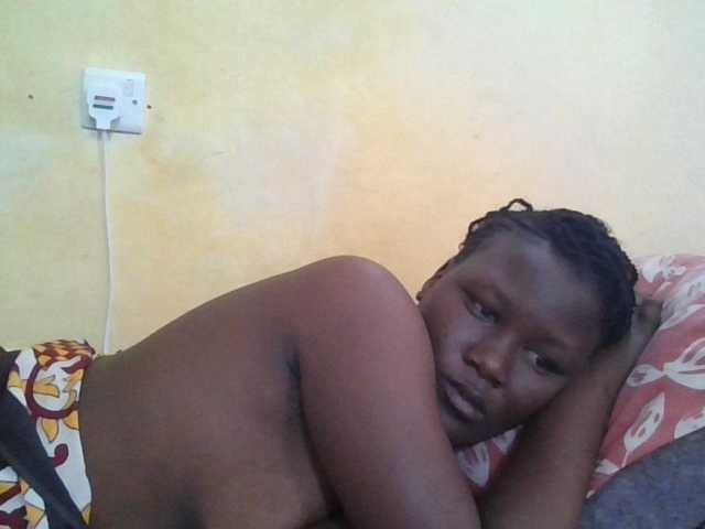 ebony-vannilah live cam on BongaCams