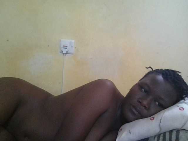 ebony-vannilah live cam on BongaCams