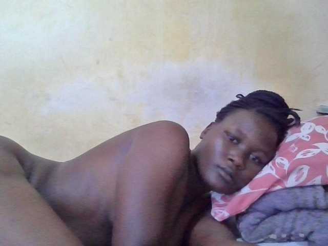 ebony-vannilah live cam on BongaCams