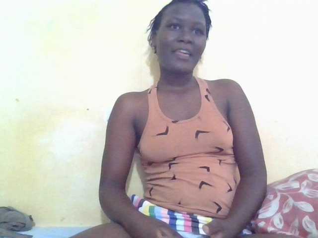 ebony-vannilah live cam on BongaCams
