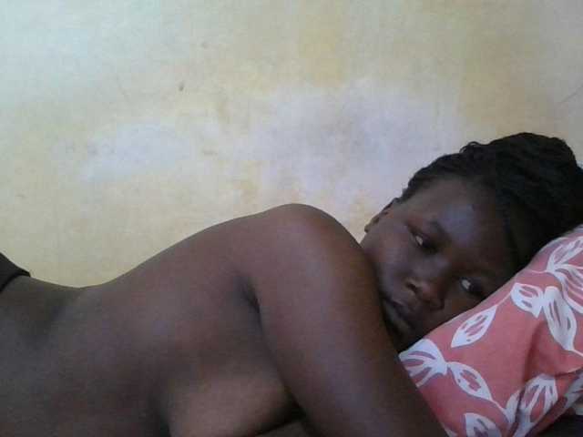 ebony-vannilah live cam on BongaCams