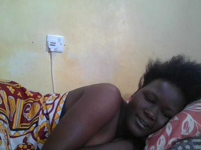ebony-vannilah live cam on BongaCams