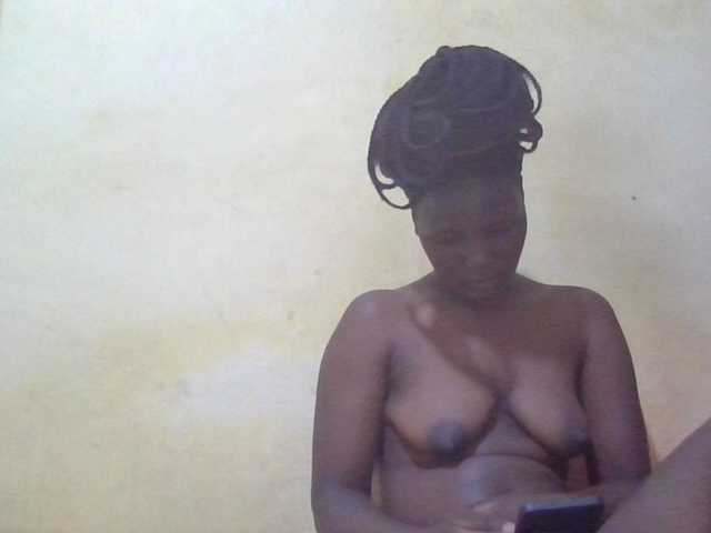 ebony-vannilah live cam on BongaCams