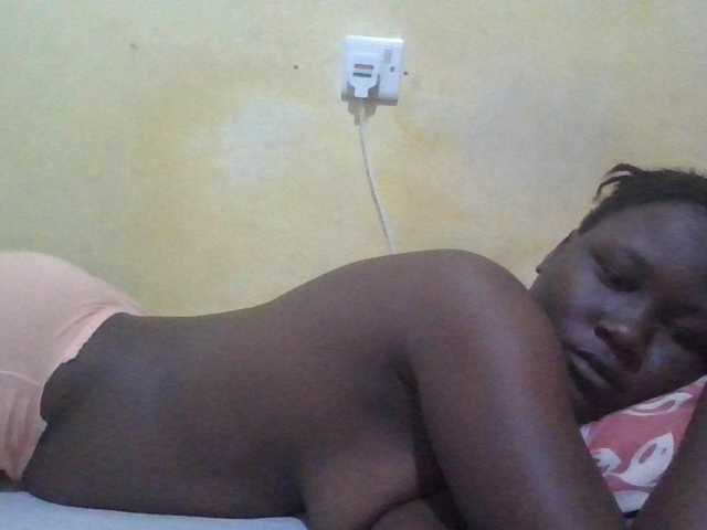 ebony-vannilah live cam on BongaCams