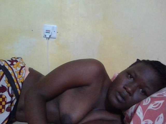 ebony-vannilah Live Cam on BongaCams