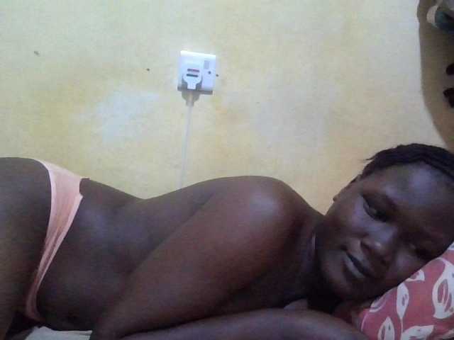 ebony-vannilah live cam on BongaCams