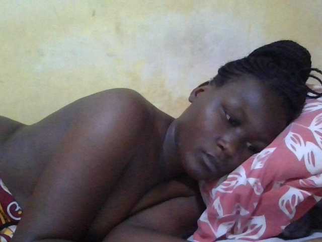 ebony-vannilah live cam on BongaCams