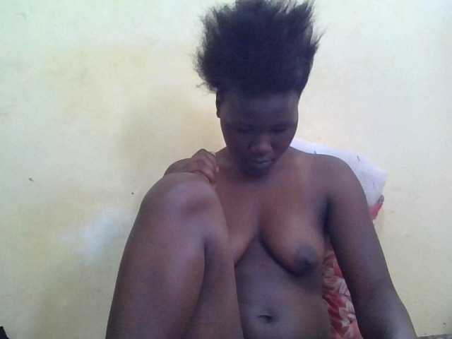 ebony-vannilah live cam on BongaCams