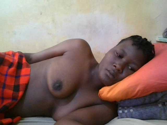 ebony-vannilah live cam on BongaCams