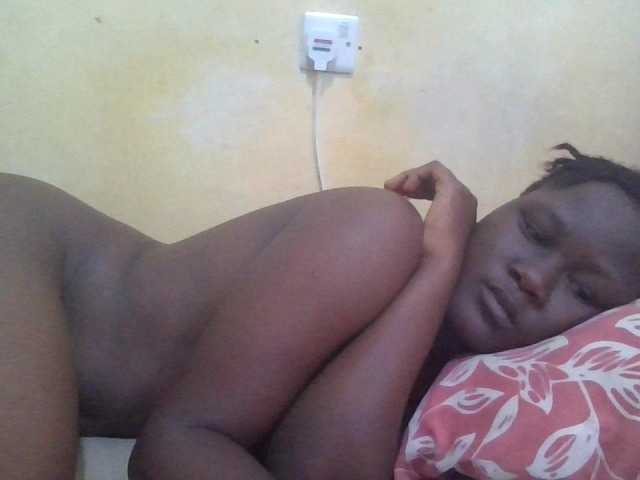ebony-vannilah live cam on BongaCams