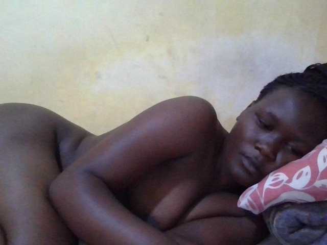 ebony-vannilah live cam on BongaCams