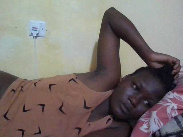 ebony-vannilah live cam on BongaCams