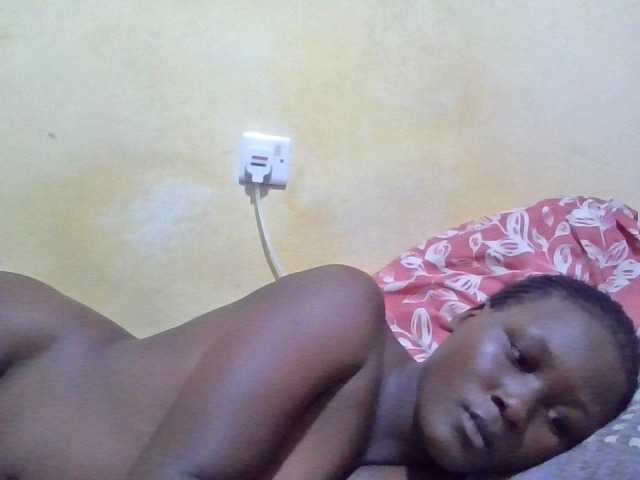 ebony-vannilah live cam on BongaCams