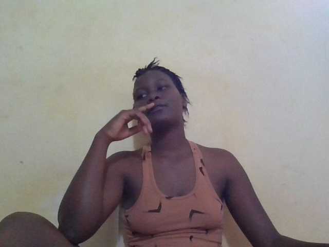 ebony-vannilah live cam on BongaCams