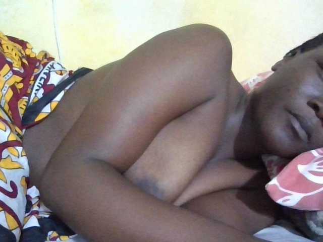 ebony-vannilah live webcam show