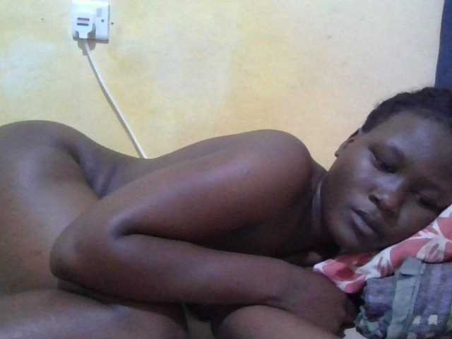 ebony-vannilah live cam on BongaCams