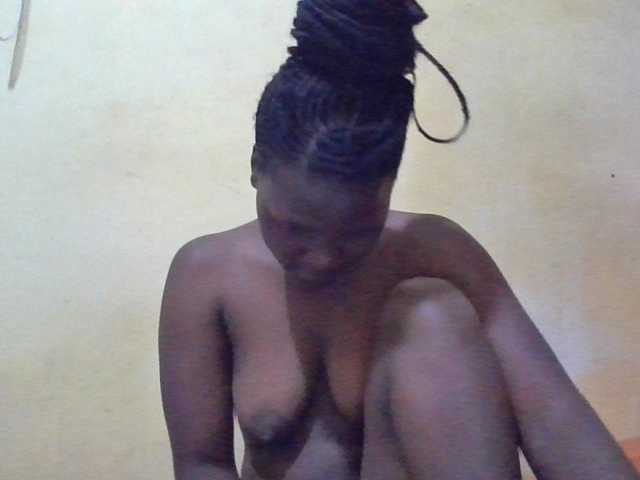 ebony-vannilah live cam on BongaCams