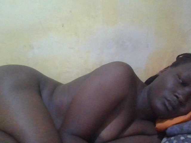 ebony-vannilah live cam on BongaCams