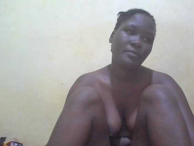 ebony-vannilah live cam on BongaCams