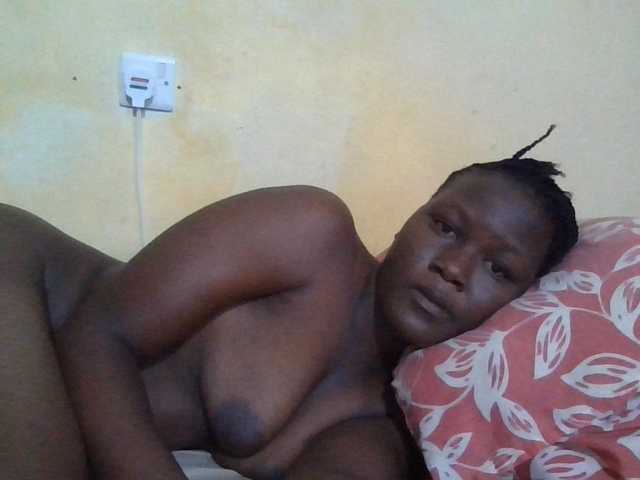 ebony-vannilah live cam on BongaCams