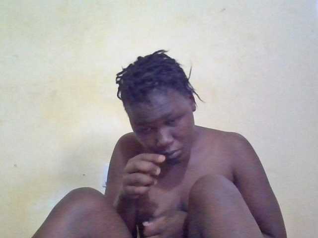 ebony-vannilah live cam on BongaCams