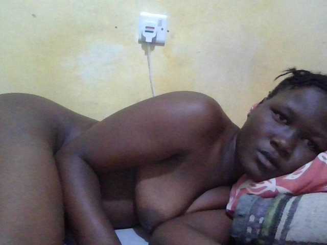 ebony-vannilah live cam on BongaCams