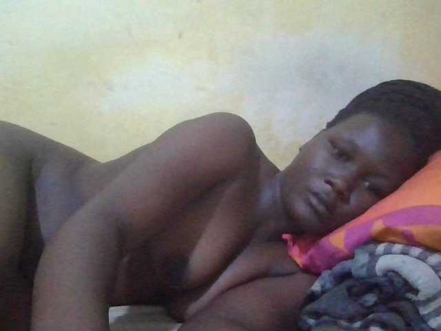 ebony-vannilah live cam on BongaCams